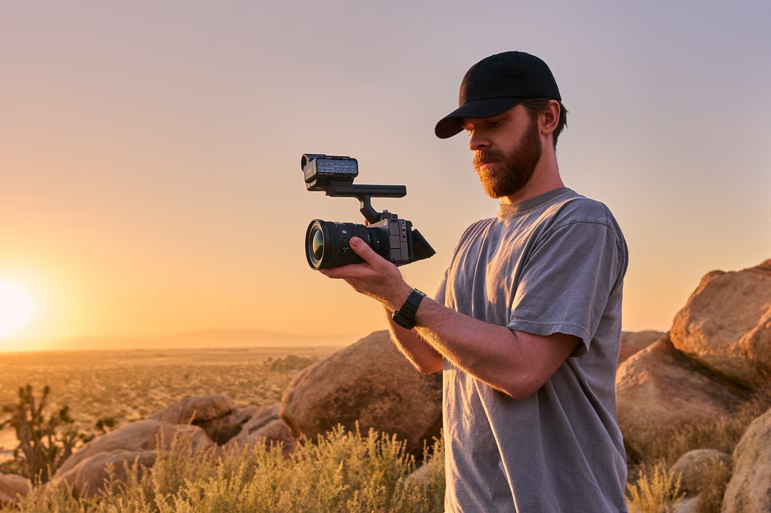 Sony xác nhận ngày phát hành máy quay Cinema Line FX5 vào 20/11/2026